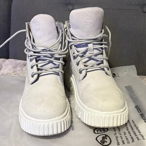 Timberland Women's Greyfield Mid Lace-Up Boot in Grey Violet